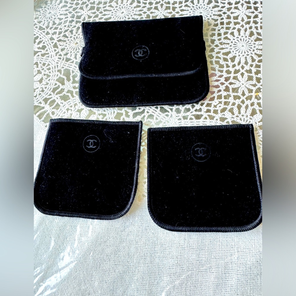 Makeup compact Chanel case (pack of 3)